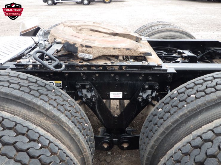 2019-kenworth-t880-image-13