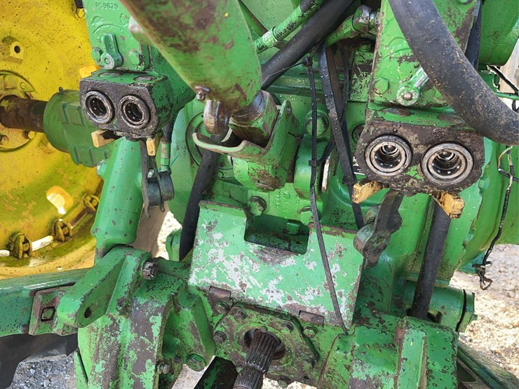 john-deere-4640-image-9