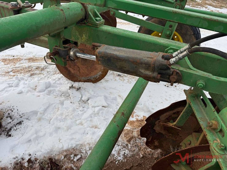 john-deere-13'-adjustable-disk-harrow-image-16