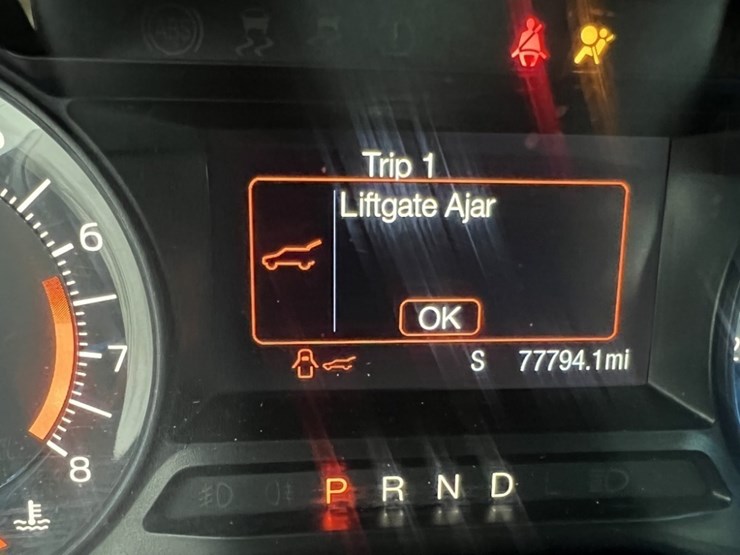 2017-ford-explorer-image-29