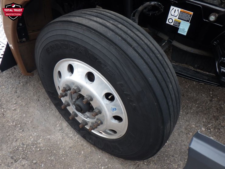 2022-kenworth-t680-image-22