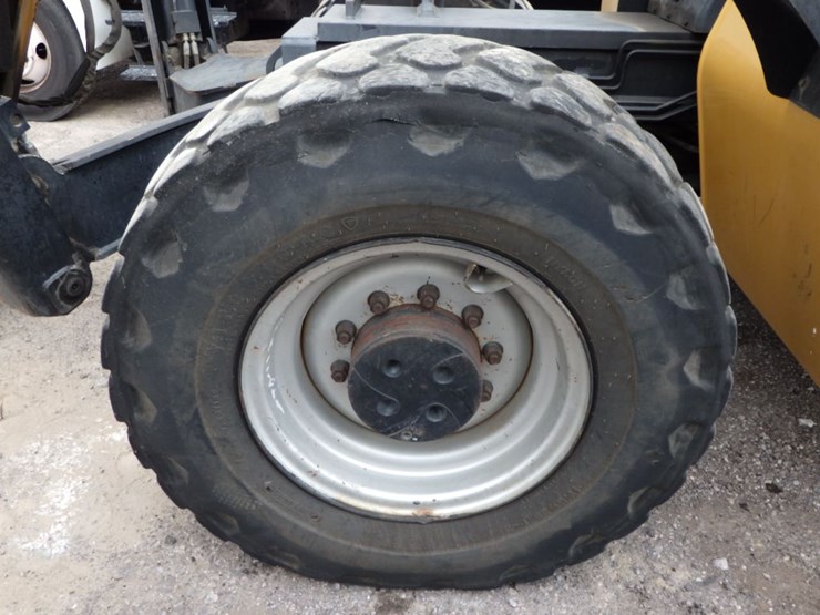 2011-caterpillar-tl1255-image-12