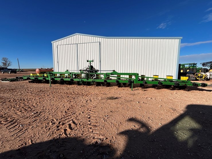 john-deere-1700-image-9