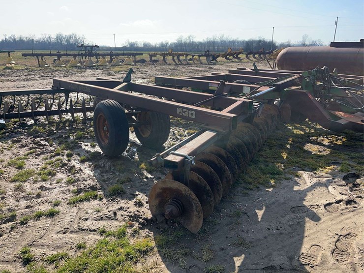 john-deere-630-image-5