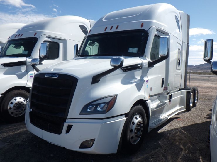 2024-freightliner-cascadia-126-image-1