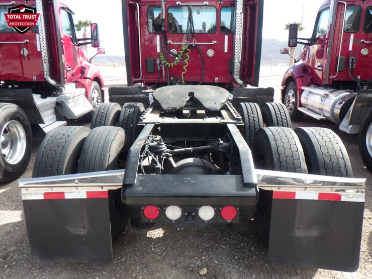 2020-kenworth-t680-image-8