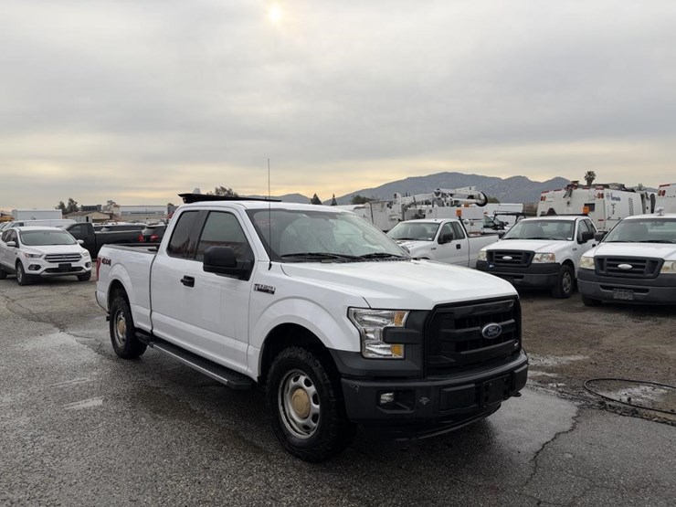 2016-ford-f150-image-2