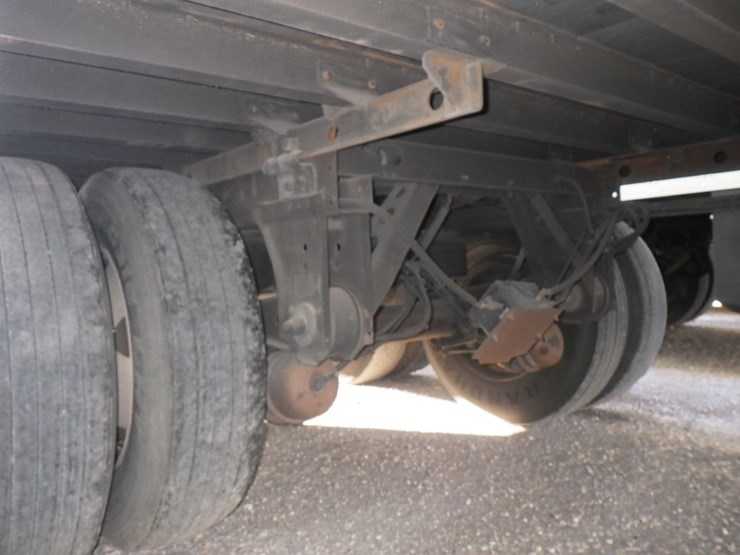 2022-utility-4000d-x-image-9