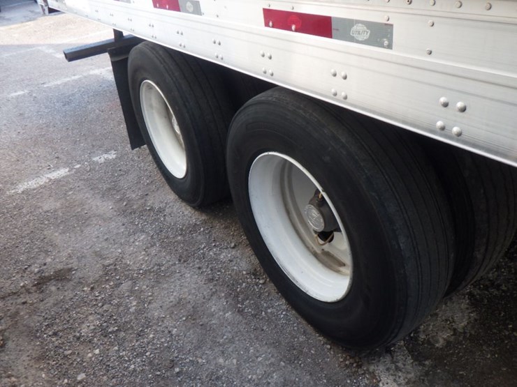 2022-utility-4000d-x-image-6