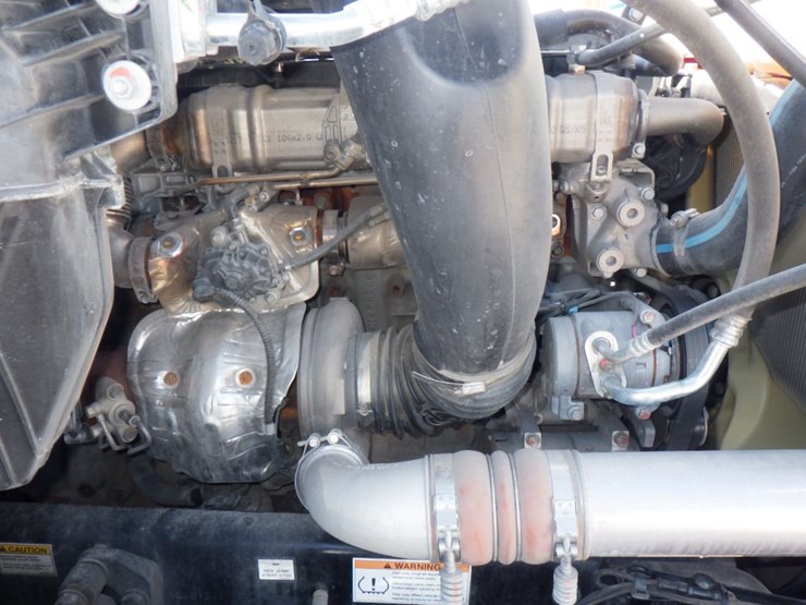 2024-freightliner-cascadia-126-image-26