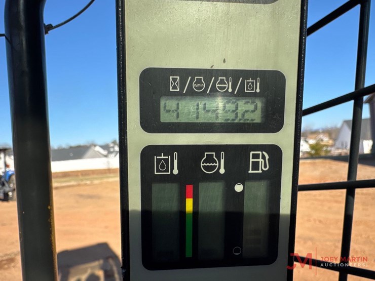 new-holland-l230-image-21