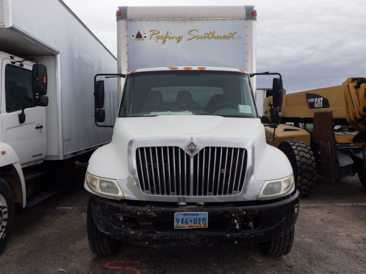 2003-international-durastar-4300-image-2