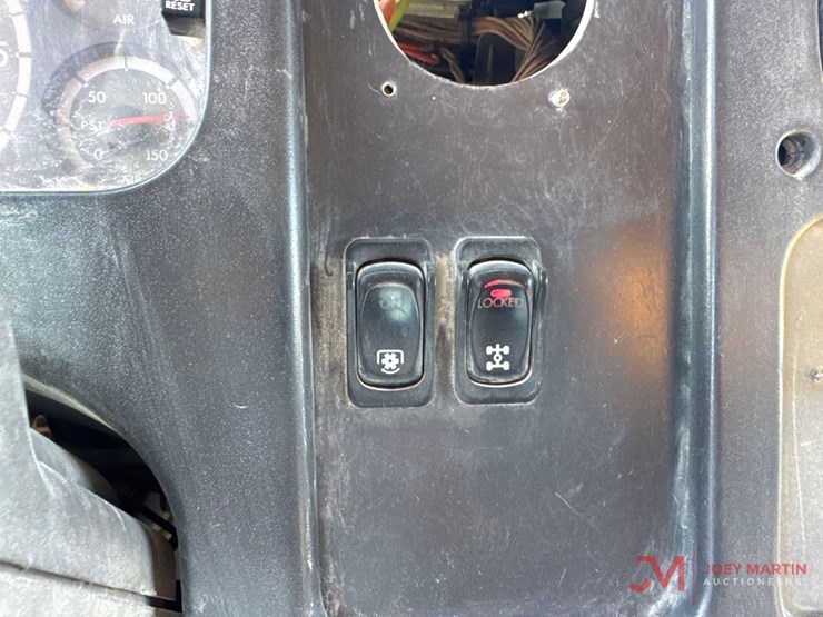 2003-caterpillar-3126-image-36