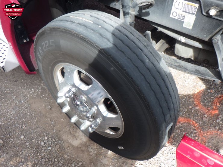 2020-kenworth-t680-image-23