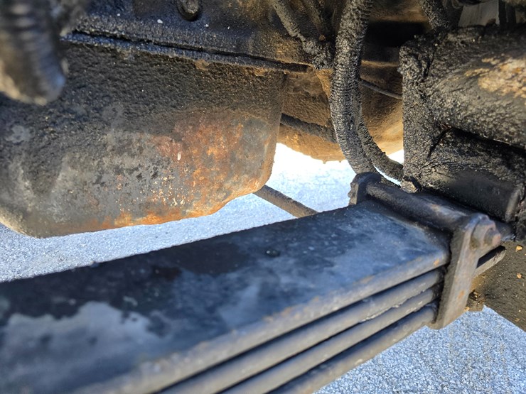 2001-mack-rd688s-image-34