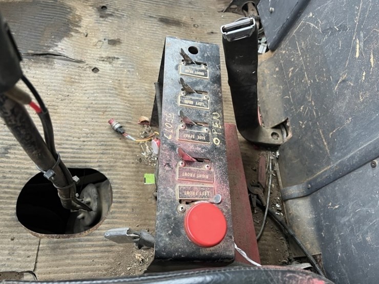 1995-ford-l9000-image-32