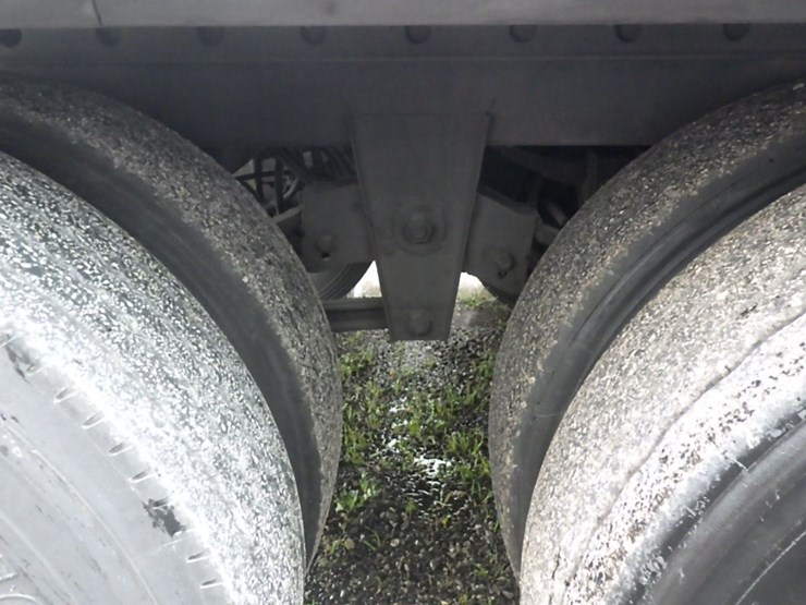 2016-hyundai-reefer-image-12