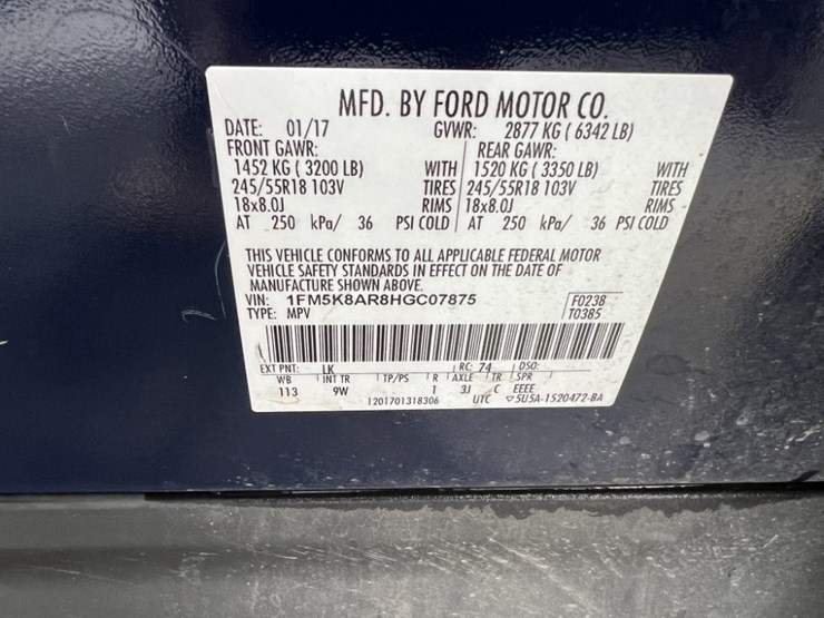 2017-ford-explorer-image-10