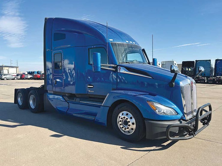2022-kenworth-t680-image-2