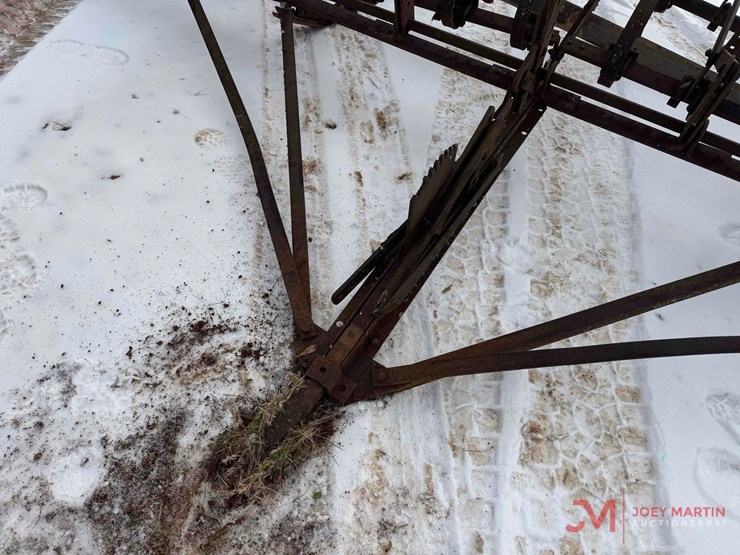 pull-type-field-cultivator-/-chisel-plow-image-5