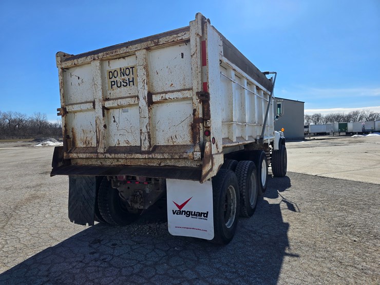 1998-mack-dm600-image-12