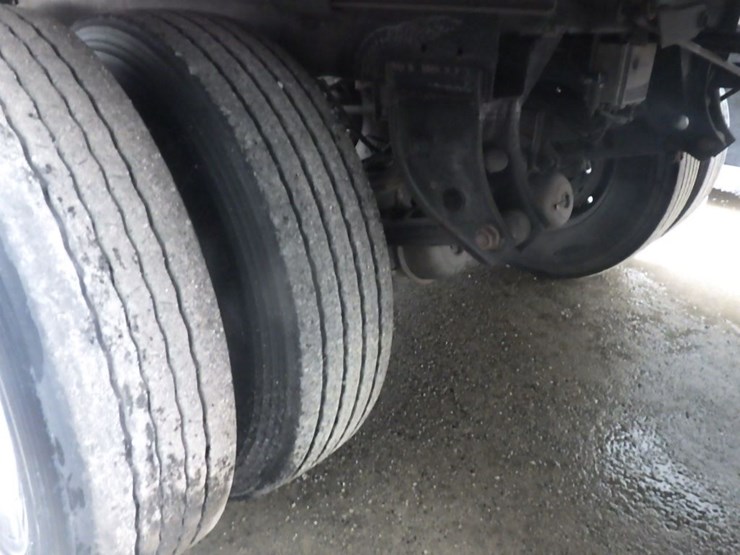 2016-hyundai-reefer-image-7