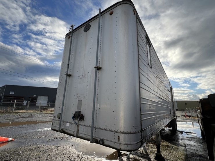 1976-great-dane-trailer-image-1