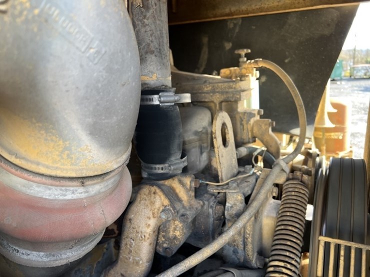 1985-caterpillar-621b-image-11