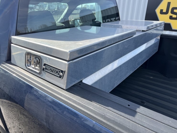 2015-ford-f150-xl-image-20