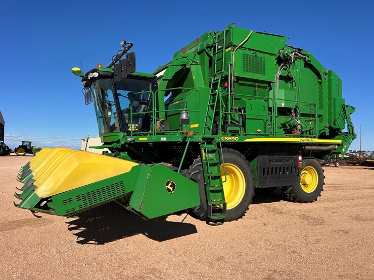 john-deere-cs690-image-1