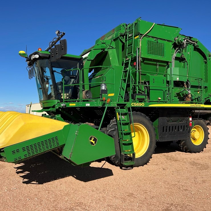 JOHN DEERE CS690