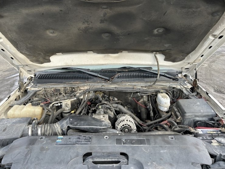 2006-chevrolet-silverado-3500-image-38