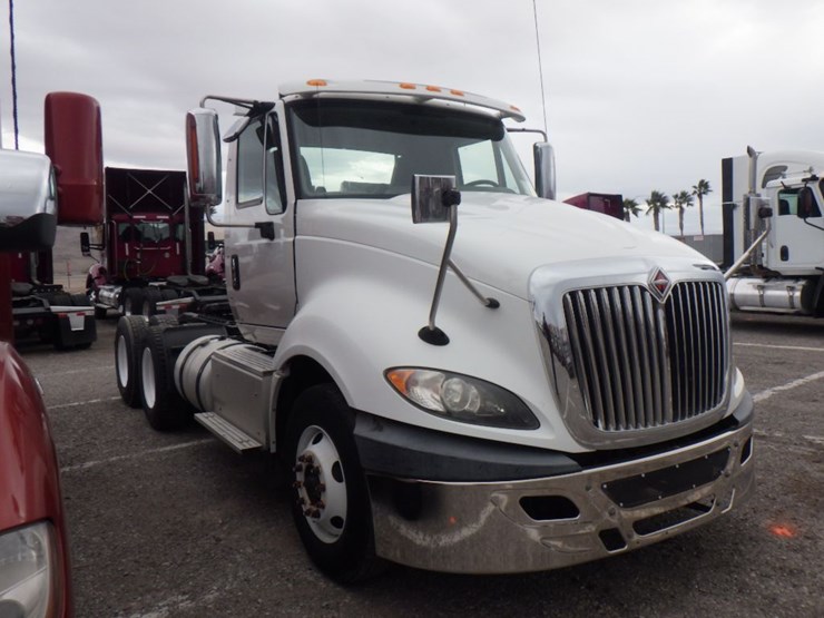 2016-international-prostar+122-image-3