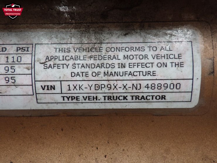 2022-kenworth-t680-image-23