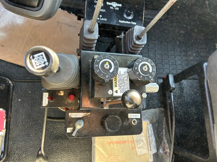 2013-international-durastar-4400-image-109