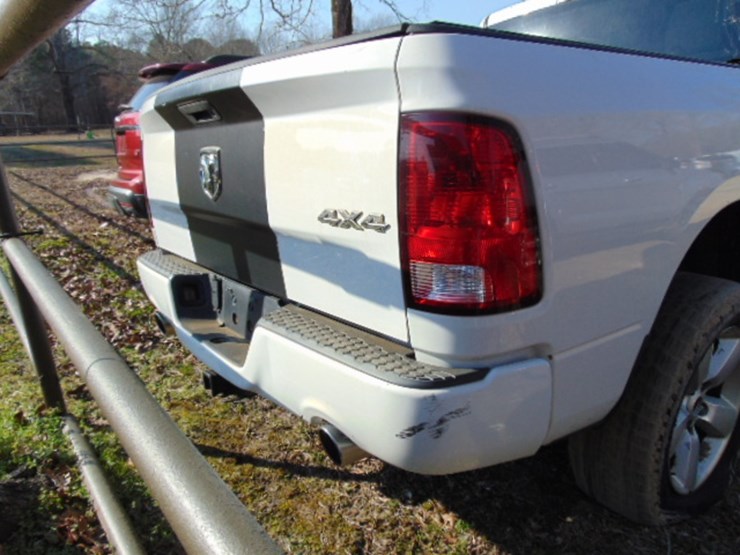 2014-dodge-ram-1500-image-6