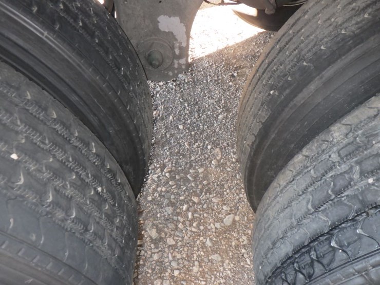 2017-utility-3000r-image-13