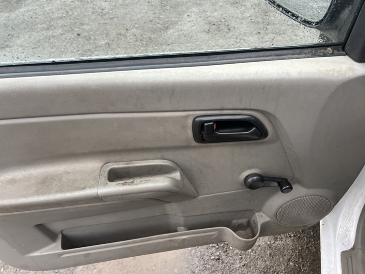 2008-chevrolet-colorado-image-24