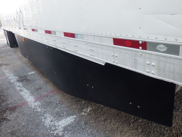 2017-utility-3000r-image-7