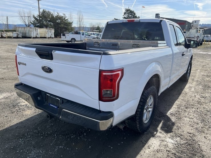 2017-ford-f150-xlt-image-4