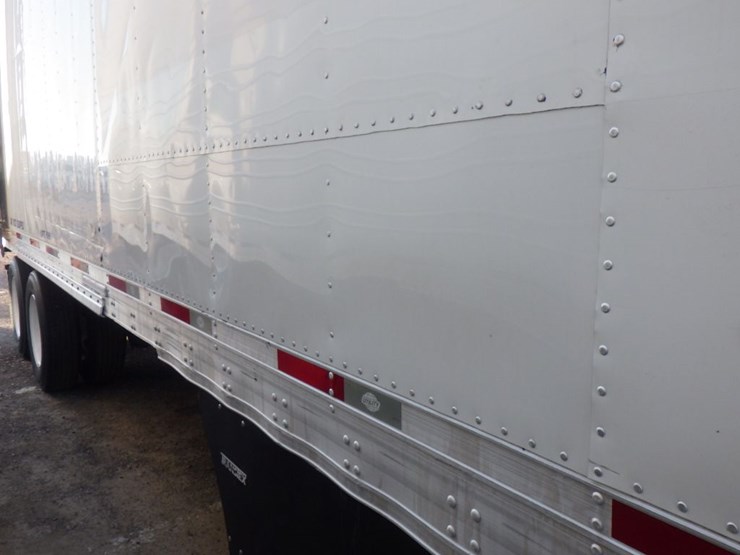 2017-utility-3000r-image-8