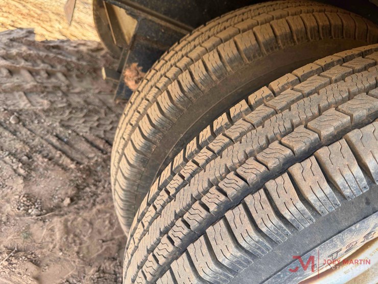 goosenecktandem-dual-trailer-w/-mounted-van-body-image-13