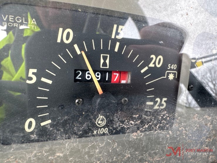 new-holland-tn75-image-17