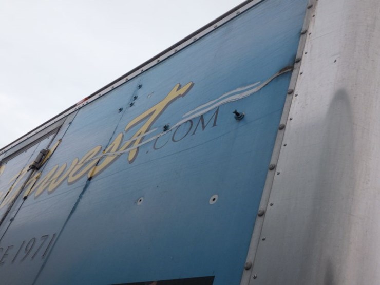 2003-international-durastar-4300-image-8