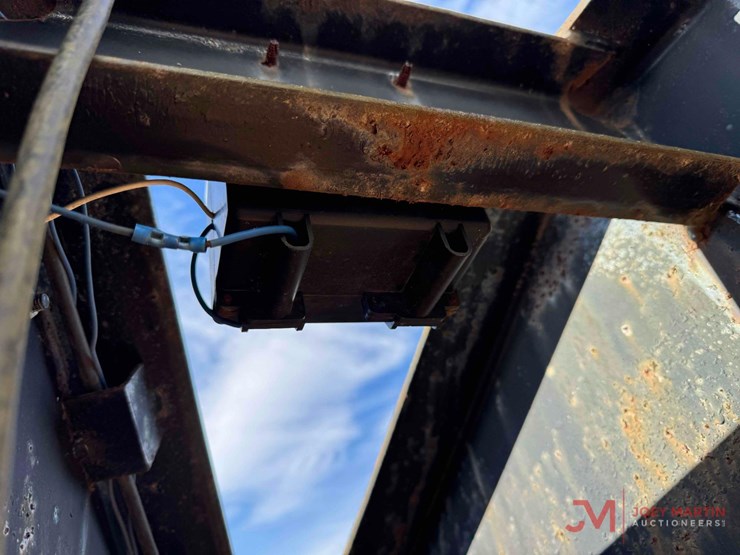 goosenecktandem-dual-trailer-w/-mounted-van-body-image-8