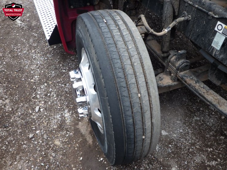 2019-kenworth-t880-image-22