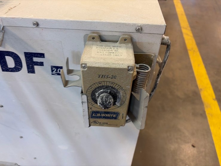 l.b.-white-premier-350df-heater-image-5