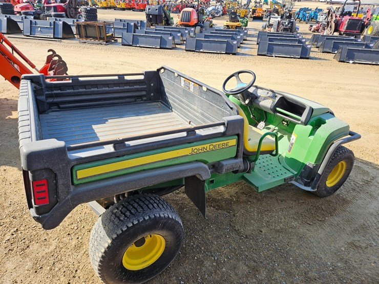 john-deere-tx-4x2-image-5