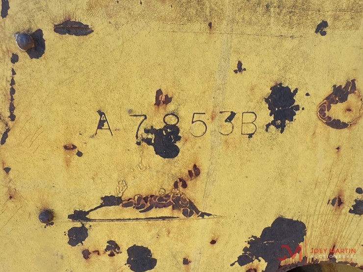 rockland8'-stacking-rake-loader-attachment-image-7