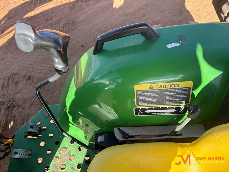 john-deere-4105-image-18